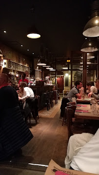 Atmosphère du Restaurant français Les Fils À Maman Bordeaux - n°7