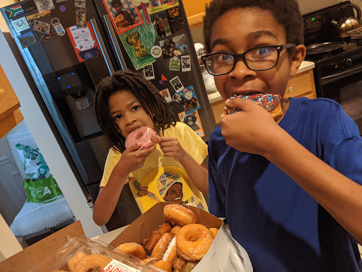 Donut Shop «Dough In The Box», reviews and photos, 3184 Austell Rd SW, Marietta, GA 30008, USA
