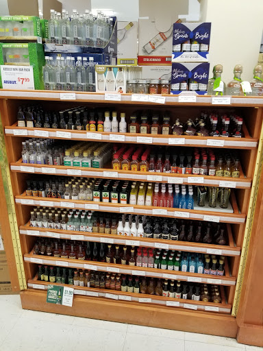 State Liquor Store «NH Liquor & Wine Outlet», reviews and photos, 234 White Mountain Hwy, Conway, NH 03818, USA