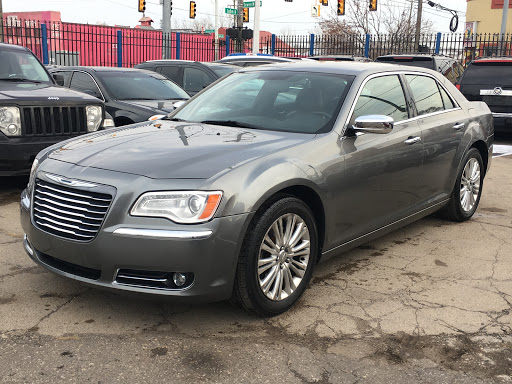 Used Car Dealer «Skyline Auto Sales», reviews and photos, 2 W Seven Mile Rd, Highland Park, MI 48203, USA