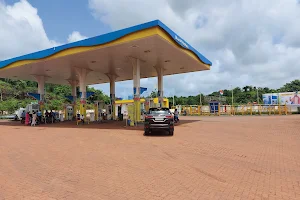 Quadros Petroleum, Bharat Petroleum, Petrol Pump CNG m image
