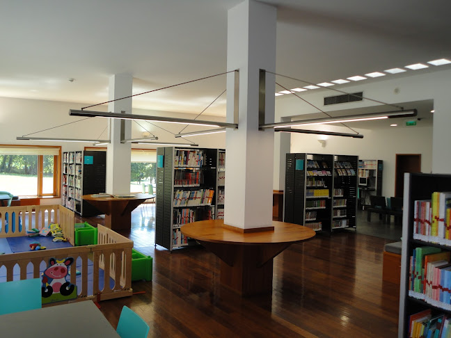 Biblioteca Municipal de Santa Maria da Feira