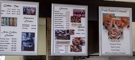 Donut Shop «Golden Donut», reviews and photos, 2360 University Ave, San Diego, CA 92104, USA