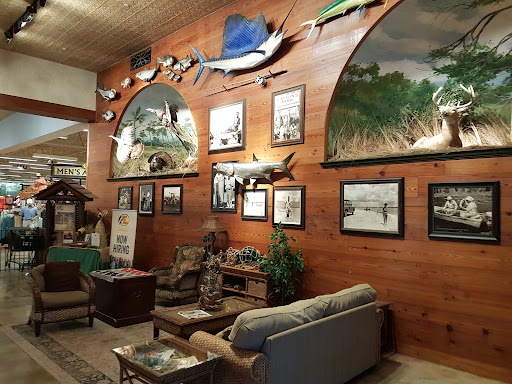 Sporting Goods Store «Bass Pro Shops», reviews and photos, 2250 SW Gatlin Blvd, Port St Lucie, FL 34953, USA