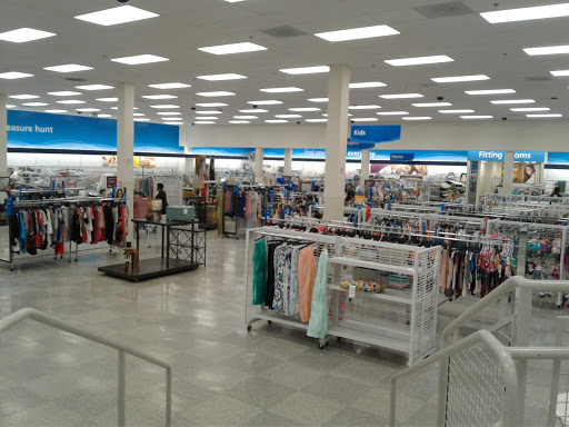 Clothing Store «Ross Dress for Less», reviews and photos, 1001 Pontiac Rd, Drexel Hill, PA 19026, USA