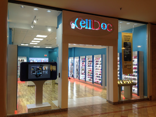 Phone Repair Service «Cell Doc - Woodbridge Center Phone Repair», reviews and photos, 250 Woodbridge Center Dr, Woodbridge, NJ 07095, USA