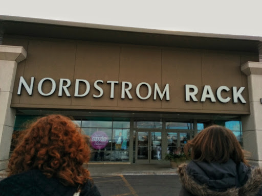 Department Store «Nordstrom Rack The Shops at Oak Brook Place», reviews and photos, 2155 22nd St, Oak Brook, IL 60523, USA