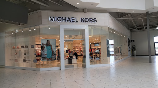 Fashion Accessories Store «Michael Kors», reviews and photos, 1101 Outlet Collection Way #1010, Auburn, WA 98001, USA
