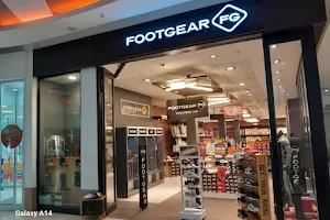 Footgear Hemingways Mall image