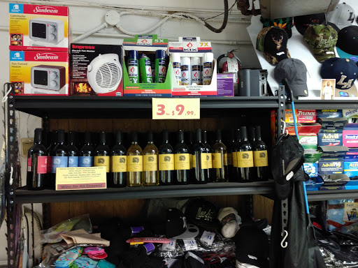 Liquor Store «Commerce Liquor», reviews and photos, 9936 Commerce Ave, Tujunga, CA 91042, USA
