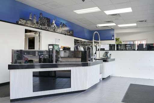 Dry Cleaner «Starcrest Cleaners», reviews and photos, 611 S Neil St, Champaign, IL 61820, USA