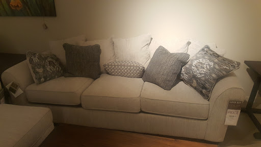 Furniture Store «Star Furniture Clearance Center», reviews and photos, 16515 North Fwy, Houston, TX 77090, USA