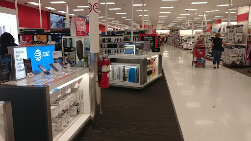 Department Store «Target», reviews and photos, 11051 Victory Blvd, North Hollywood, CA 91606, USA