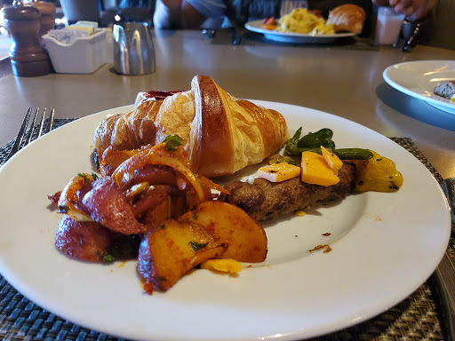 Resort «Pointe Hilton Tapatio Cliffs Resort», reviews and photos, 11111 N 7th St, Phoenix, AZ 85020, USA