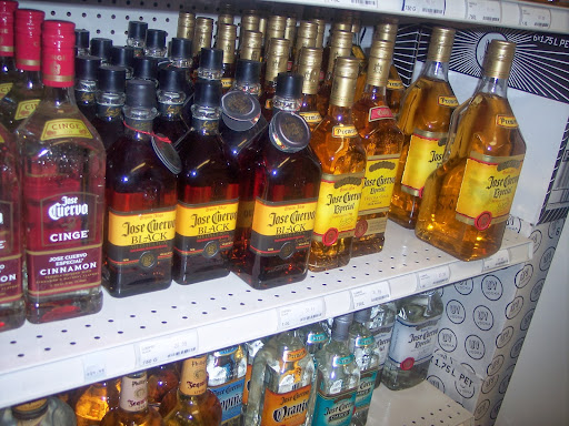 Liquor Store «B & L Liquor Store», reviews and photos, 1369 Main St, Houlton, WI 54082, USA