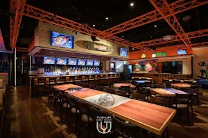 HOOTERS Xinyi Branch image