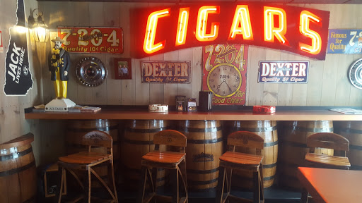 Tobacco Shop «Twins Smoke Shop», reviews and photos, 80 Perkins Rd, Londonderry, NH 03053, USA