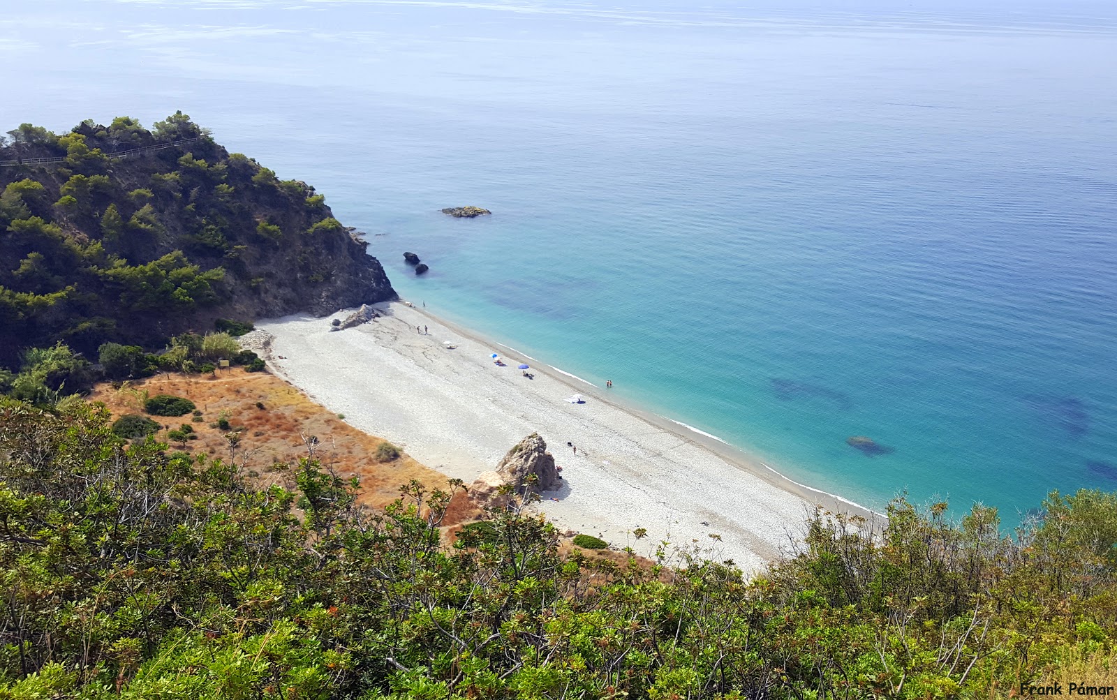 Calas Torre del Pino的照片 带有轻质细卵石表面