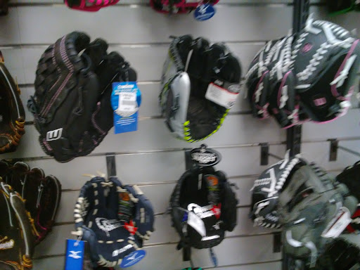 Sporting Goods Store «Big 5 Sporting Goods - San Bernardino (Highland)», reviews and photos, 2150 E Highland Ave, San Bernardino, CA 92404, USA