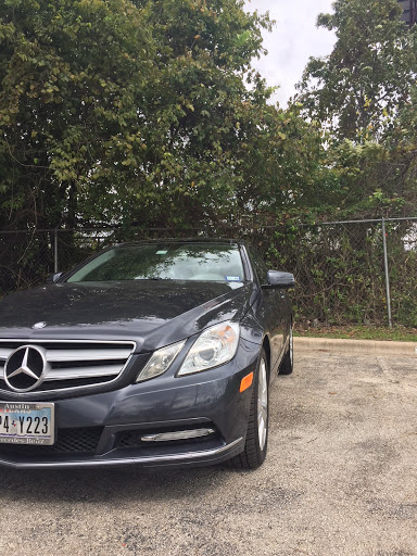 Auto Body Shop «Twomey Auto Works», reviews and photos, 1009 S Congress Ave, Austin, TX 78704, USA