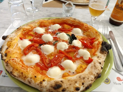 Pizzeria Mustos in SantAntonio Abate, Città Metropolitana di Napoli