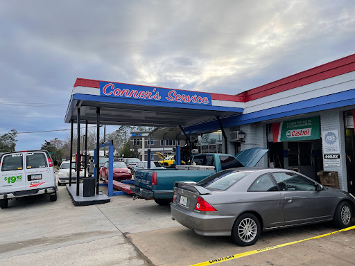Conner's Service Center & Carwash Express Serving the Locals Since 1961 en Callahan