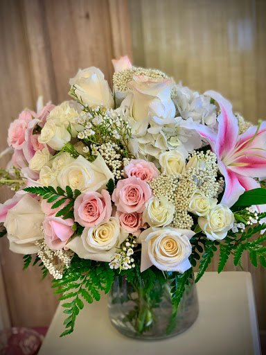 Florist «Petals & Things Florist», reviews and photos, 4891 Smith Rd, West Chester Township, OH 45069, USA