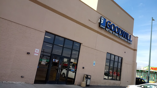 Goodwill Englewood, 4160 S Broadway, Englewood, CO 80113, USA, 