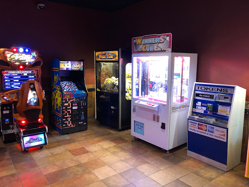 Movie Theater «Regal Galleria Mall Stadium 16», reviews and photos, 2001 S Rd, Poughkeepsie, NY 12601, USA