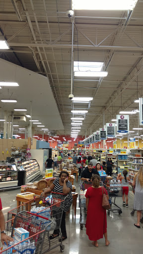 Grocery Store «H-E-B Grocery», reviews and photos, 2108 N Frazier St, Conroe, TX 77301, USA