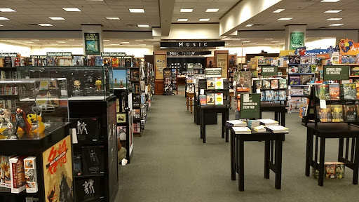 Book Store «Barnes & Noble», reviews and photos, 13751 S Tamiami Trail, Fort Myers, FL 33912, USA