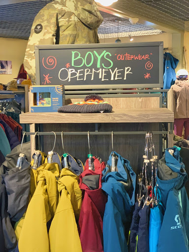 Ski Rental Service «Pinnacle Ski And Sports», reviews and photos, 3391 Mountain Rd, Stowe, VT 05672, USA