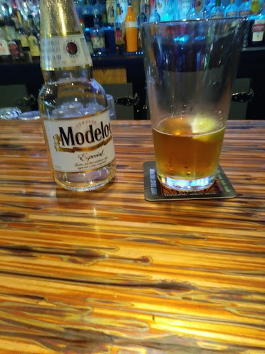 Sports Bar «Stadiums Sports Bar», reviews and photos, 16065 SE McLoughlin Blvd, Oak Grove, OR 97267, USA