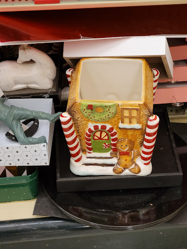 Craft Store «Hobby Lobby», reviews and photos, 6743 Transit Rd, Buffalo, NY 14221, USA