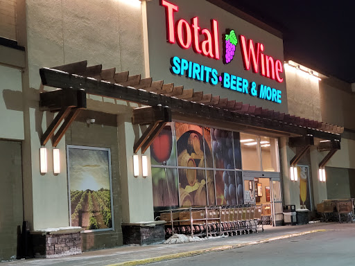 Wine Store «Total Wine & More», reviews and photos, 2401 Fairview Ave N #105, Roseville, MN 55113, USA