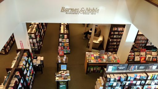Barnes & Noble image