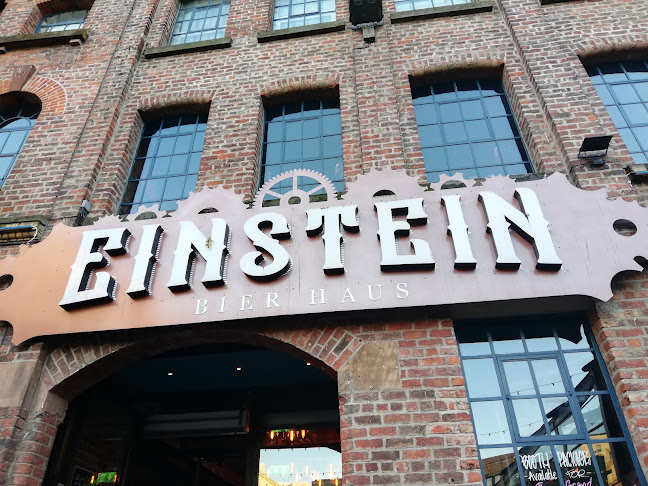 Comments and reviews of Einstein Bier Haus