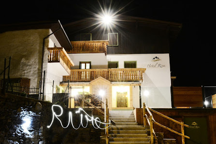 Hotel Riva Sport & Wellness Via Dottor Italo Tognali, 4, 25050 Vione BS, Italia