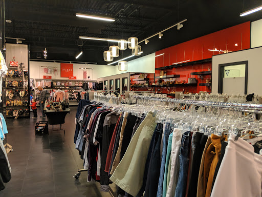 Outlet Mall «Tanger Outlet Houston», reviews and photos, 5885 Gulf Fwy, Texas City, TX 77591, USA