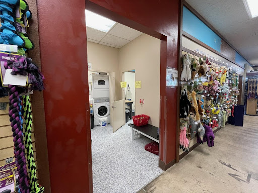 Pet Supply Store «Pet Pantry & Dog Wash», reviews and photos, 5148 Academy Blvd N, Colorado Springs, CO 80918, USA