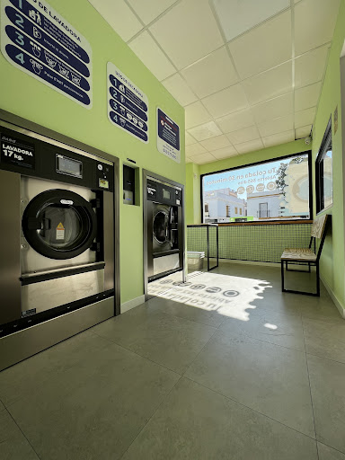 Tintorería y Lavandería Autoservicio Rodas