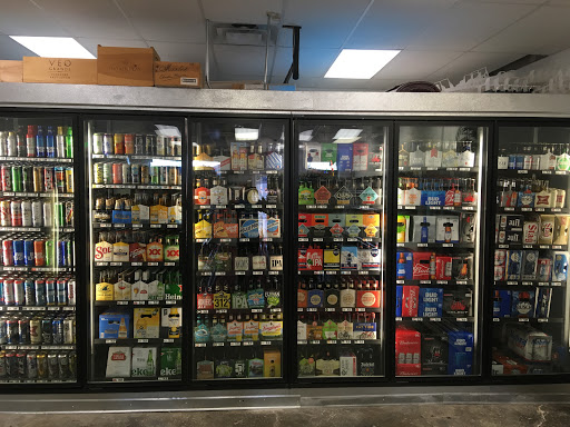 Liquor Store «Discount Liquors», reviews and photos, 653 Big Bend Rd, Ballwin, MO 63021, USA