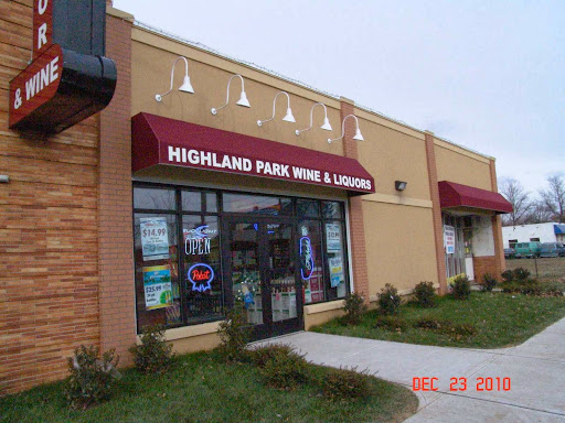 Liquor Store «Highland Park Wine & Liquors», reviews and photos, 97 Woodbridge Ave, Highland Park, NJ 08904, USA