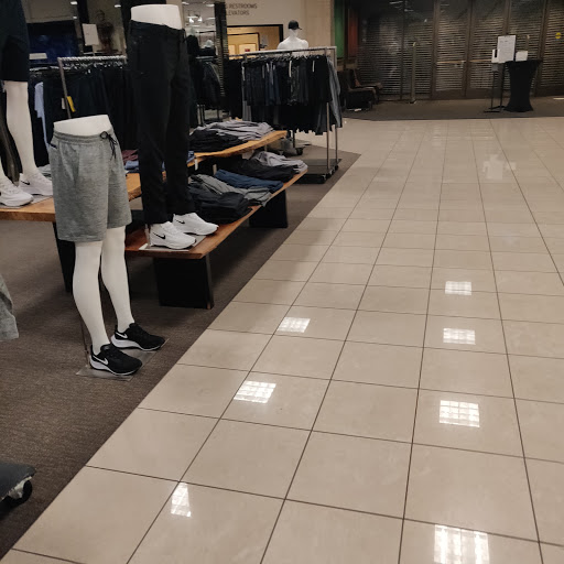 Department Store «Nordstrom Broadway Plaza in Walnut Creek», reviews and photos, 1200 Broadway Plaza, Walnut Creek, CA 94596, USA