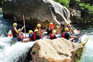 Rafting Experience Cetina image