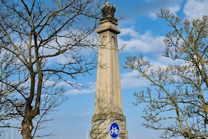 King George IV Monument