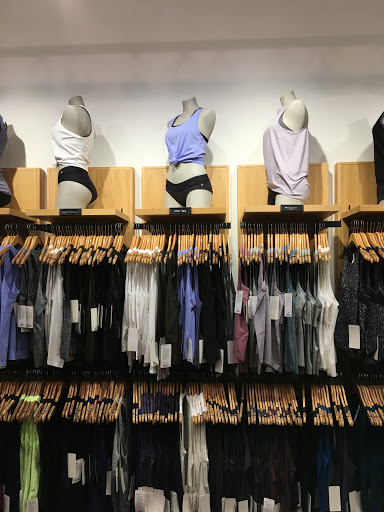 Sportswear Store «lululemon», reviews and photos, 100 Garden State Plaza, Paramus, NJ 07652, USA