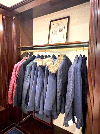 Clothing Store «Brooks Brothers», reviews and photos, 445 W Farms Mall, Farmington, CT 06032, USA