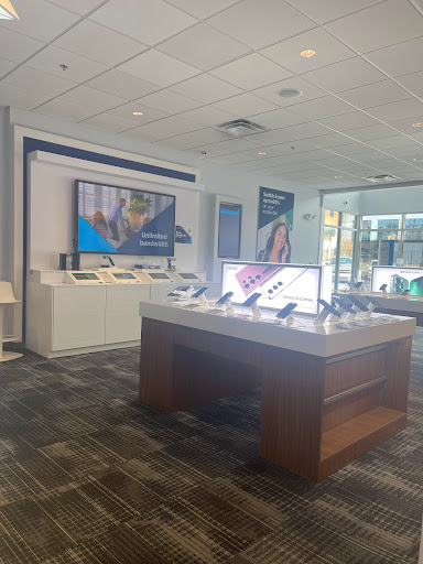 Internet Service Provider «Time Warner Cable», reviews and photos, 550 Westport Rd, Kansas City, MO 64111, USA