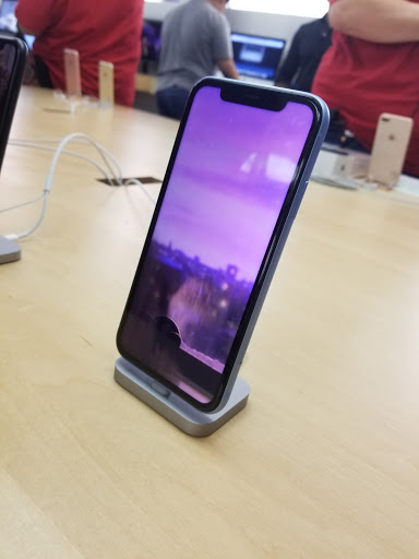 Computer Store «Apple Dadeland», reviews and photos, 7535 Dadeland Mall Cir W, Miami, FL 33156, USA